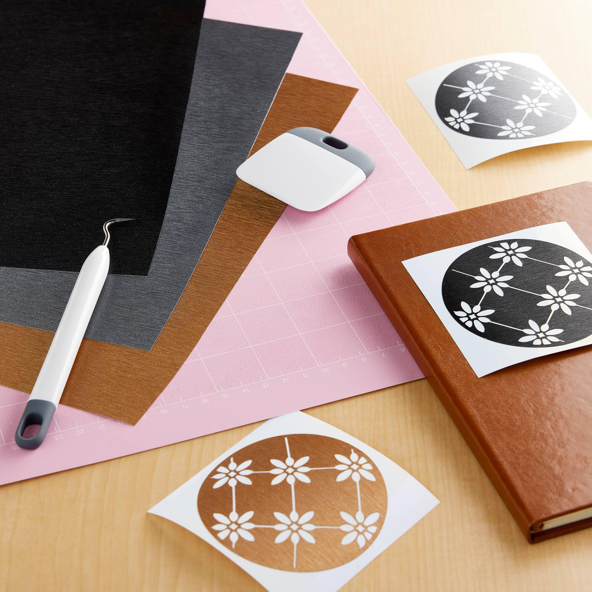 Cricut® Premium Vinyl Sampler Classics True Brushed